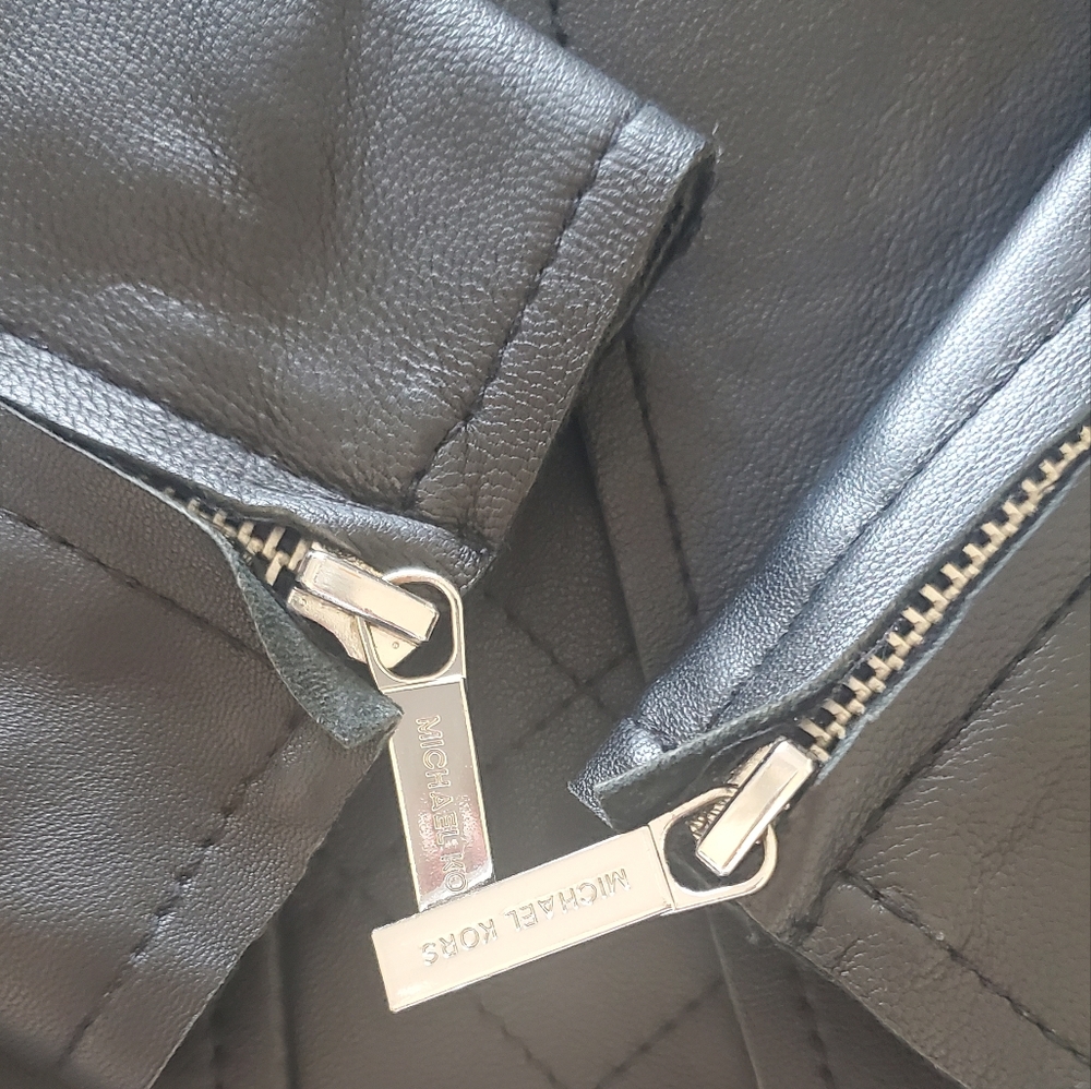 MICHAEL KORS LEATHER JACKET - Picture 4 of 5